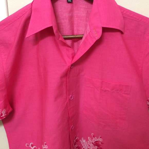 Shirt - Picture 3 of 5